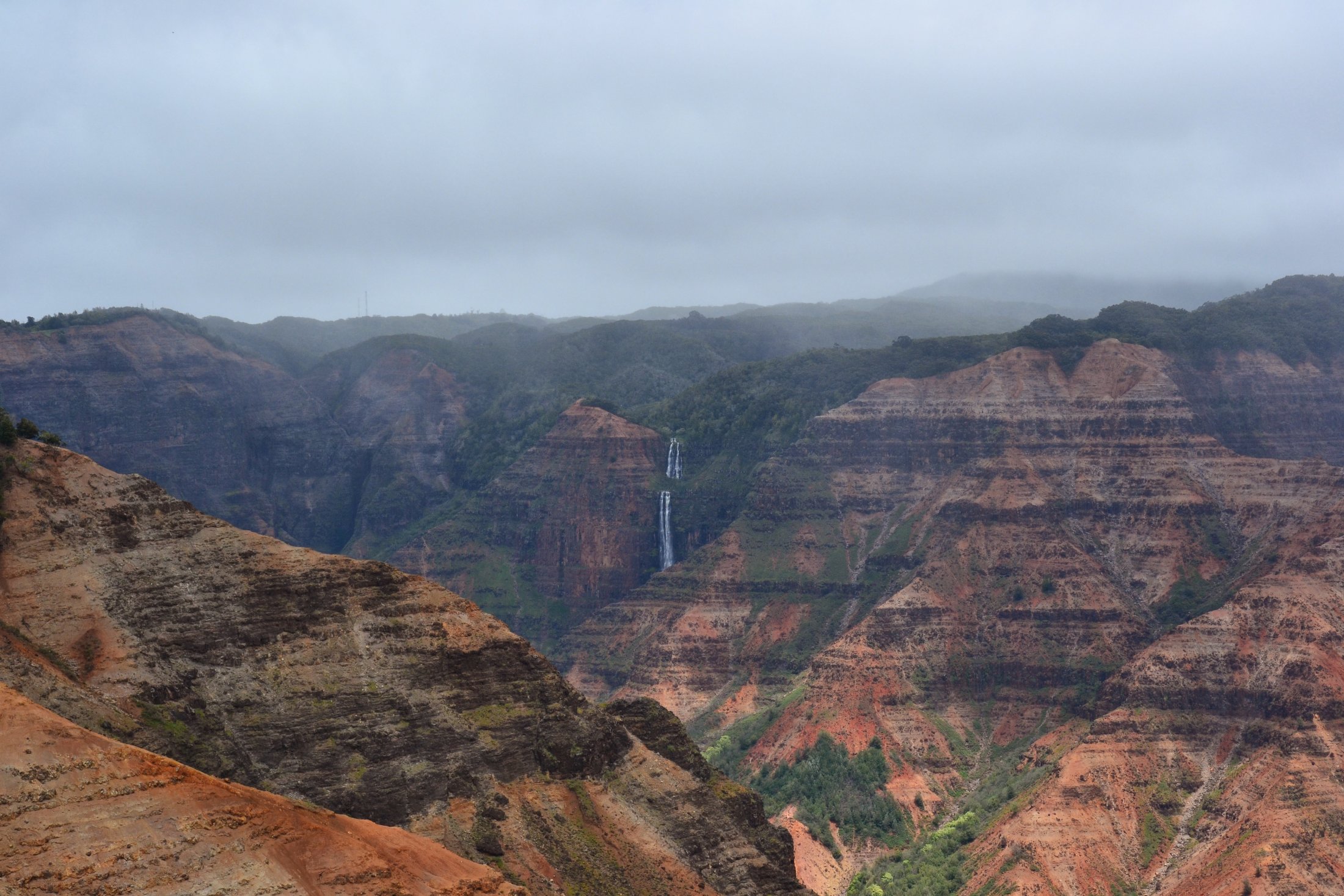 Zu dem Wasserfall im Hintergrund wird nachher noch gewandert