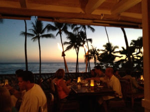 Was für ein toller Ausblick vom Hula Grill auf Waikiki Beach